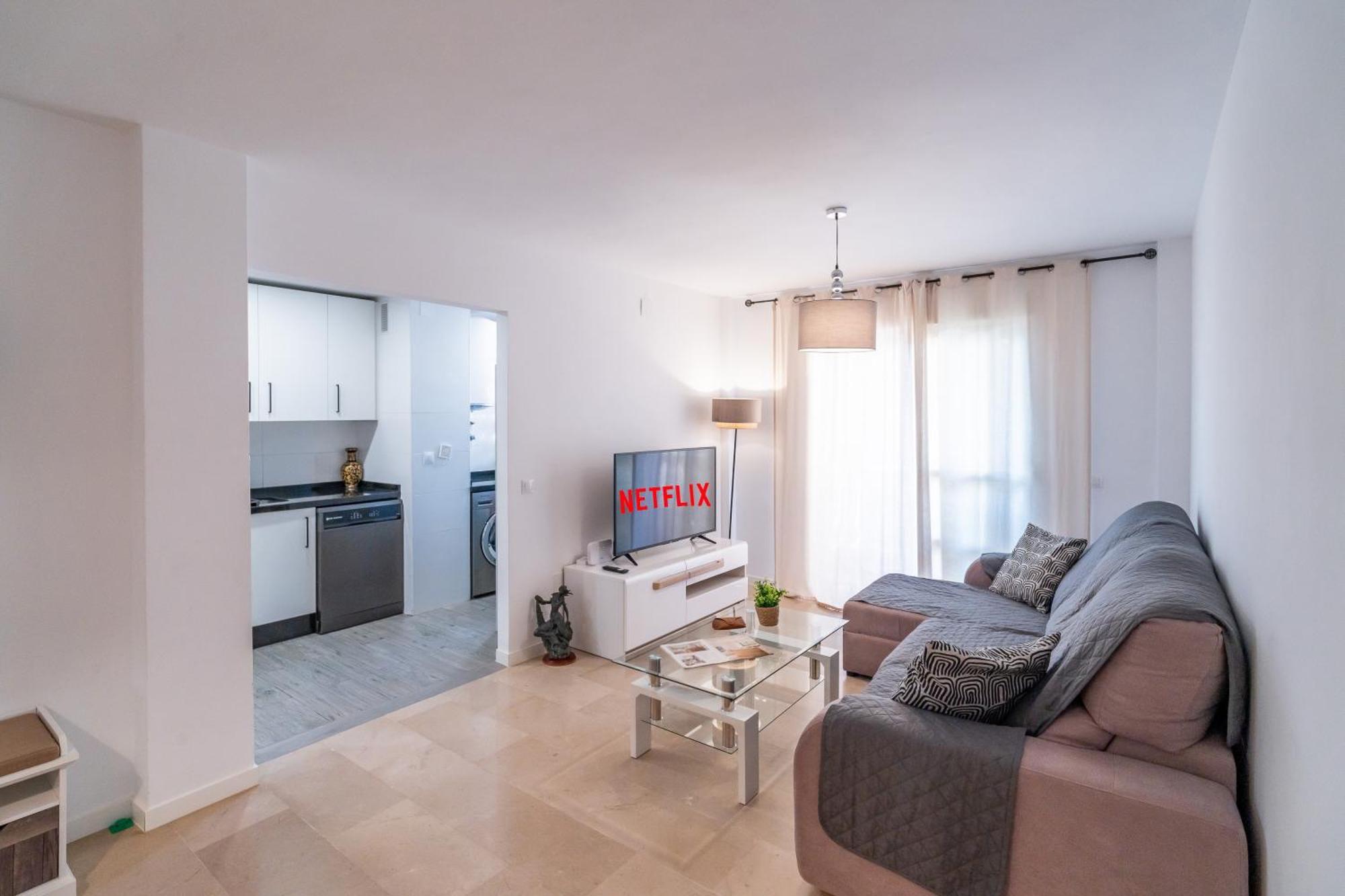 Casa Playa Guadalmar, Beautiful Apartment In Front Of The Sea, Wifi, Ac, Smart Tv, Private Parking Málaga Exterior foto